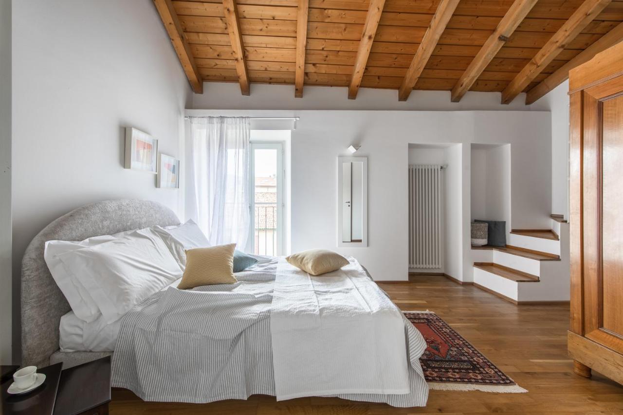 A Casa Nuccia Mansarda By Holiday Solutions كومو المظهر الخارجي الصورة