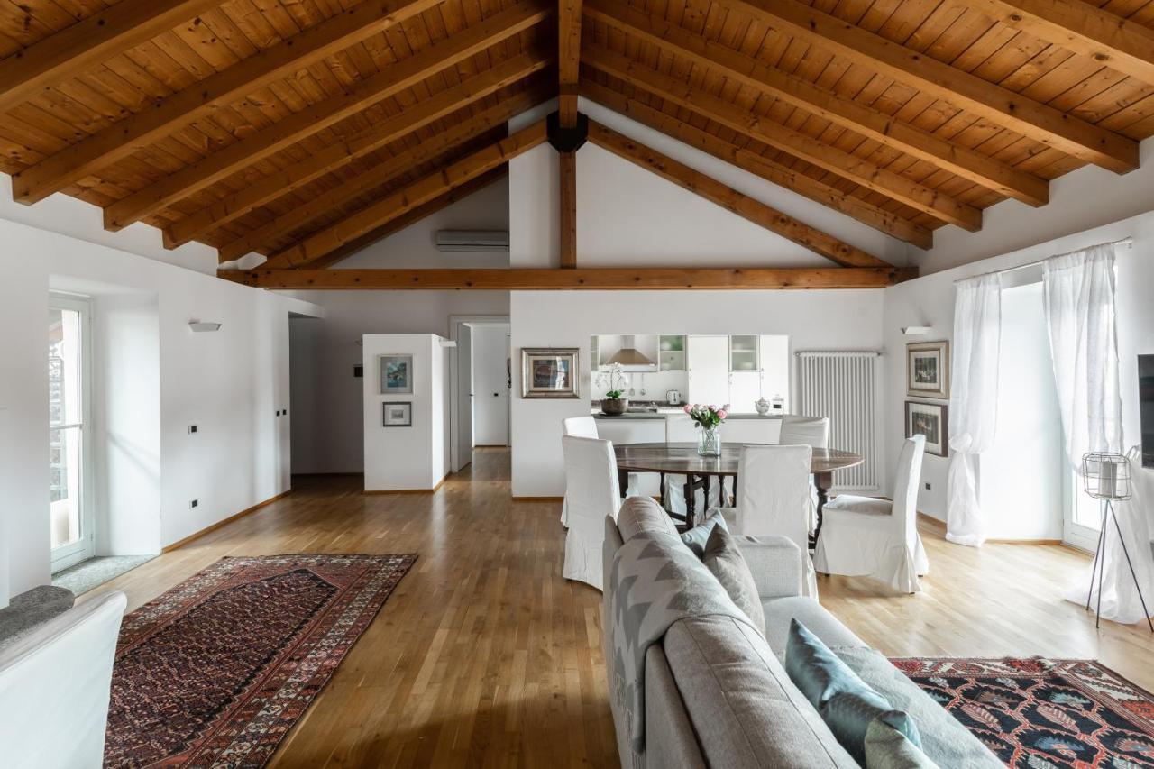 A Casa Nuccia Mansarda By Holiday Solutions كومو المظهر الخارجي الصورة