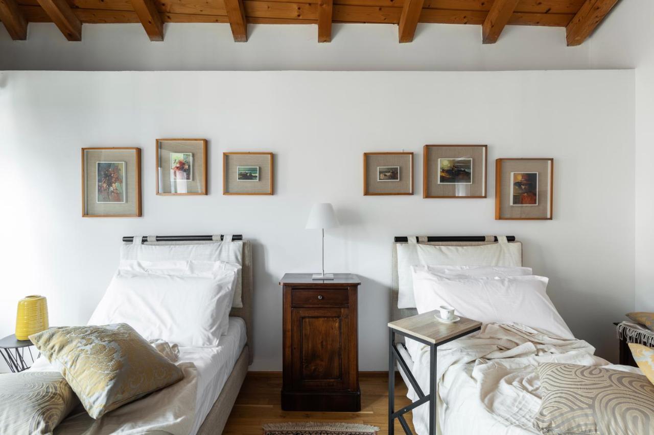 A Casa Nuccia Mansarda By Holiday Solutions كومو المظهر الخارجي الصورة