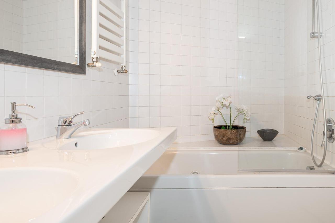 A Casa Nuccia Mansarda By Holiday Solutions كومو المظهر الخارجي الصورة