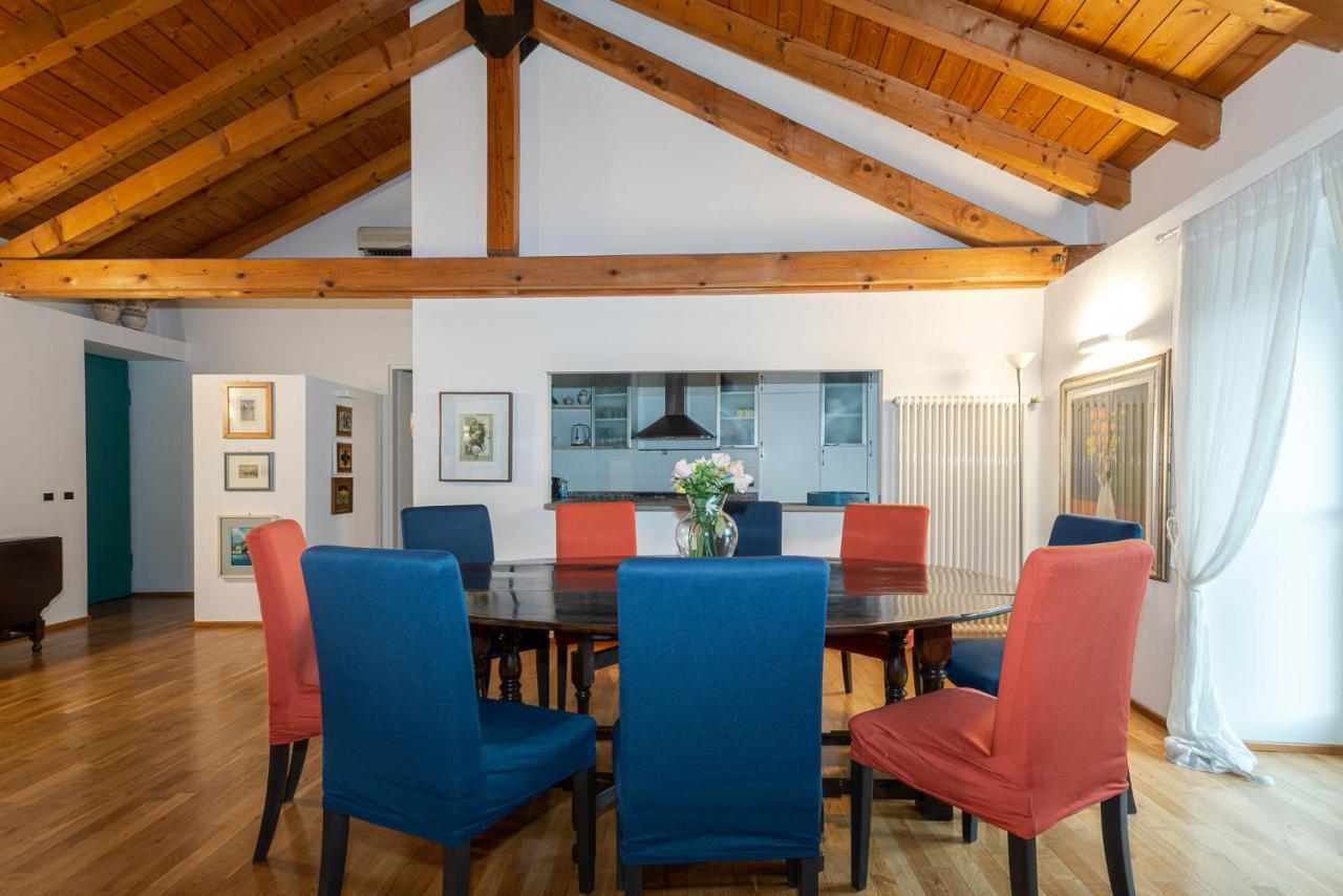 A Casa Nuccia Mansarda By Holiday Solutions كومو المظهر الخارجي الصورة